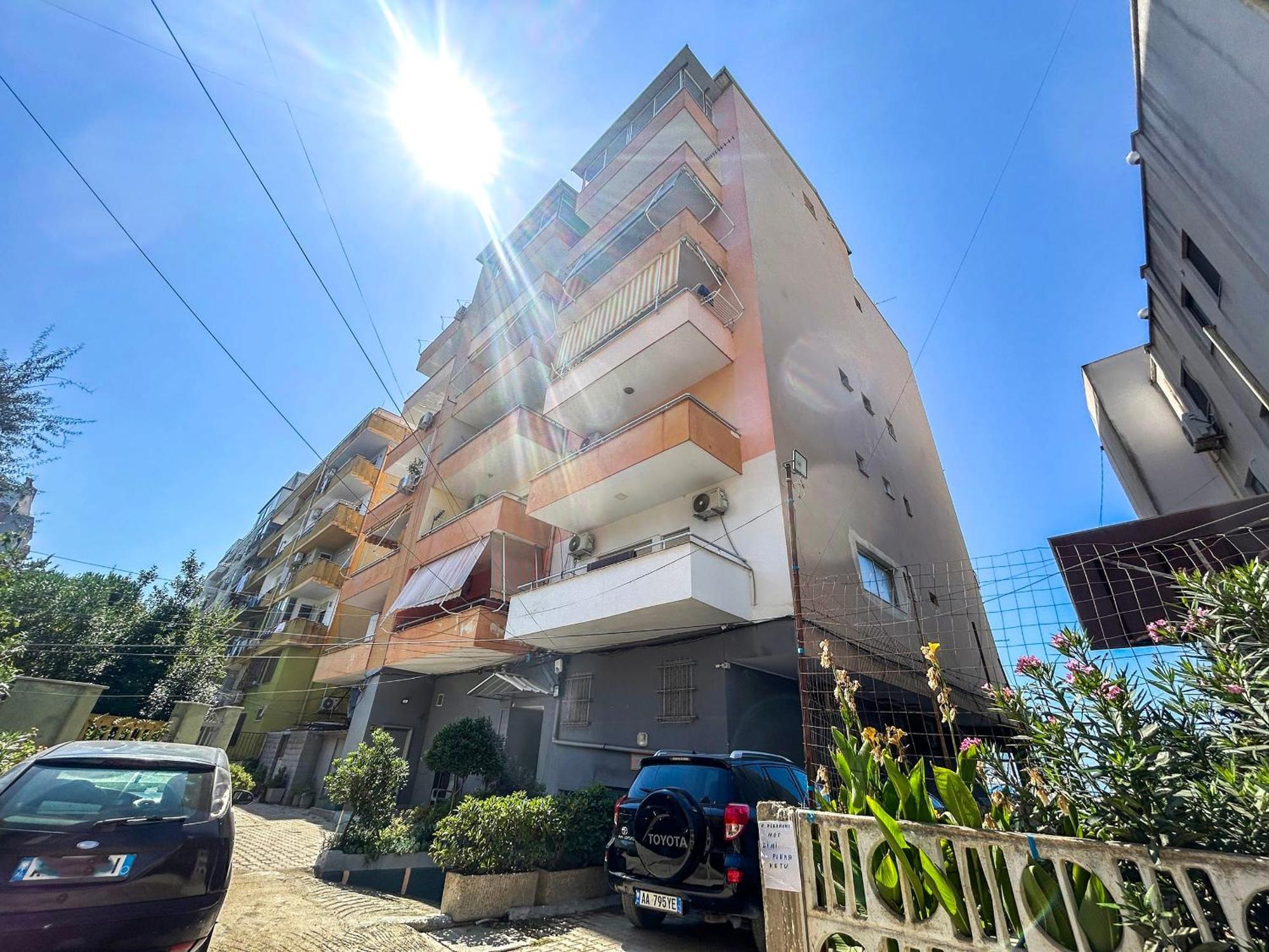 Costante 614 Apartment Durres Bagian luar foto