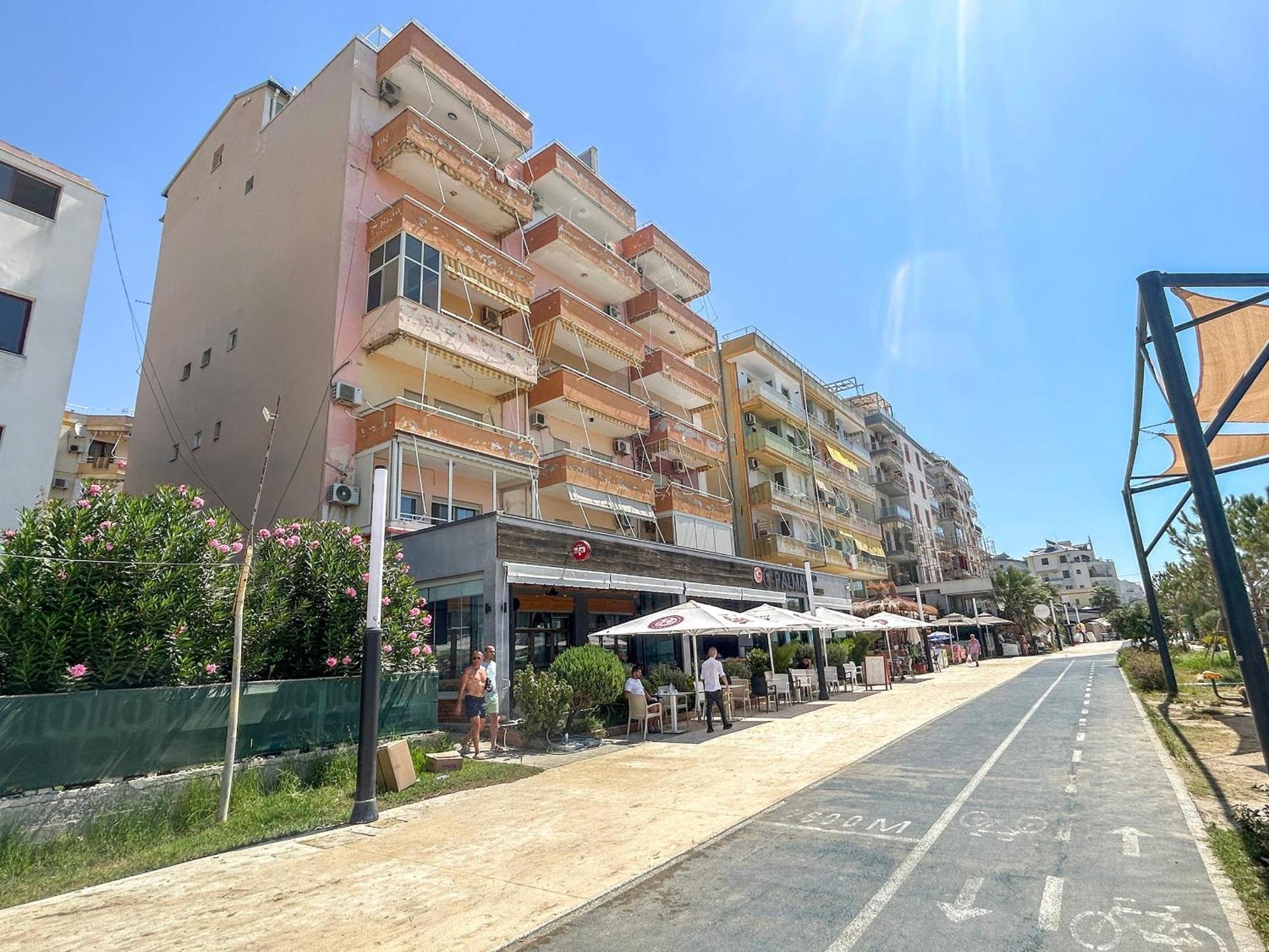 Costante 614 Apartment Durres Bagian luar foto