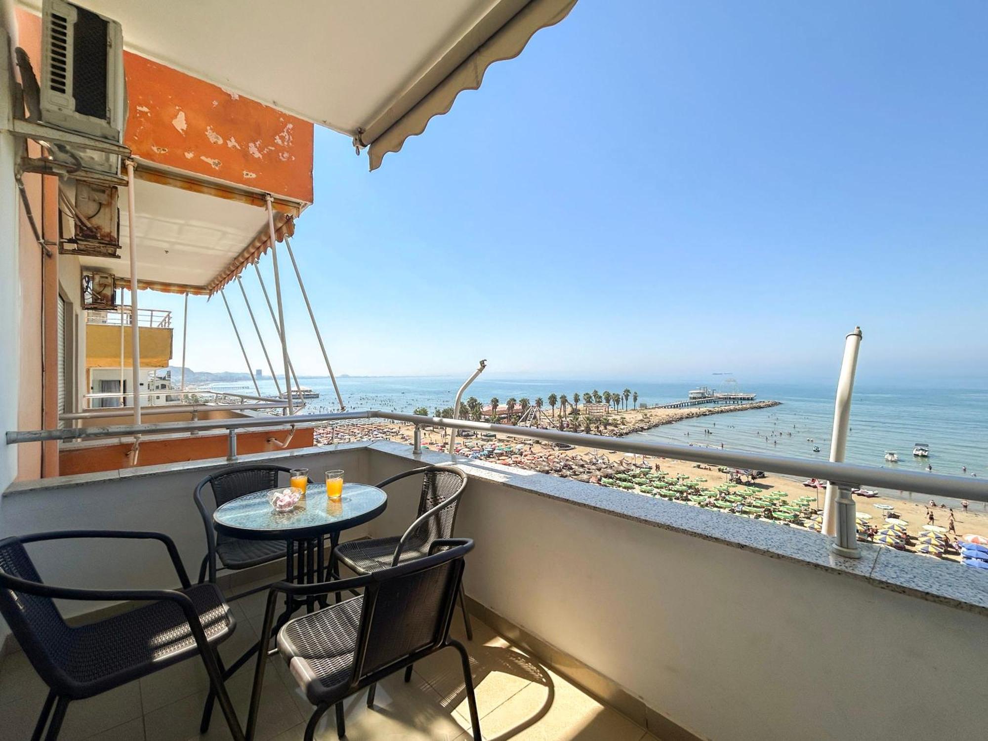 Costante 614 Apartment Durres Bagian luar foto
